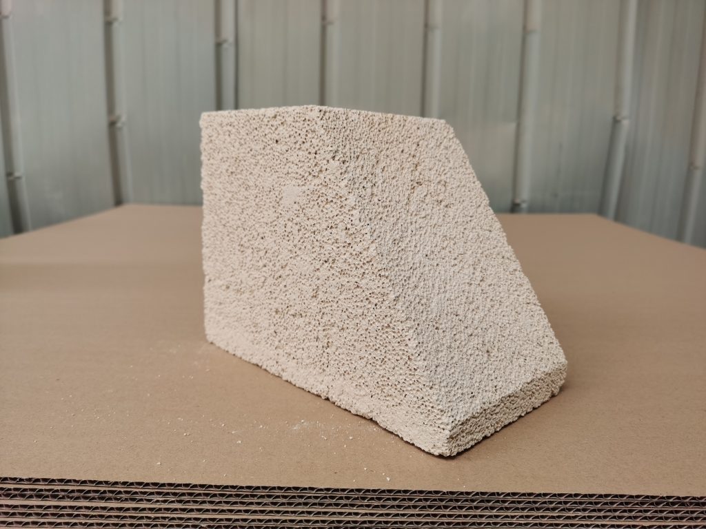 莫來(lái)石保溫磚_莫來(lái)石磚價(jià)格_莫來(lái)石聚氫保溫磚